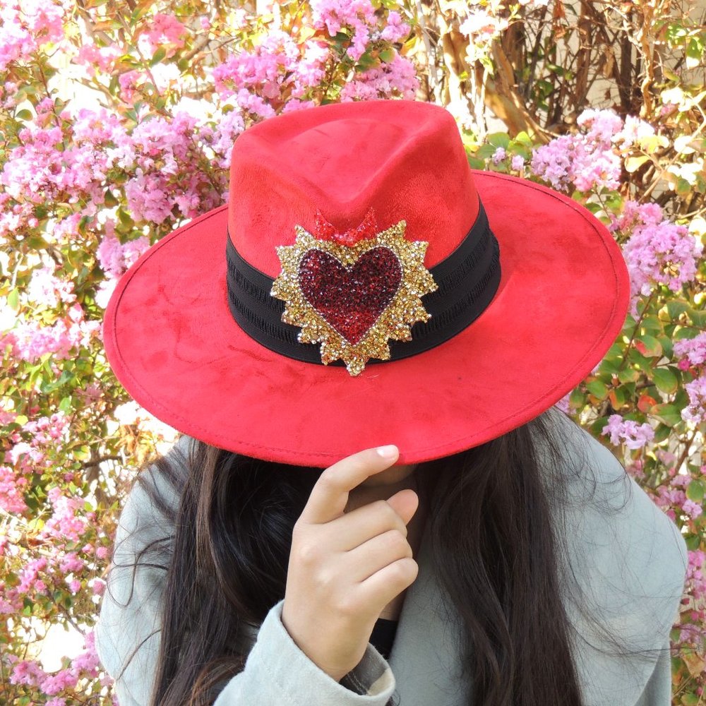 Handmade wide brim hat made in Mexico hand painted